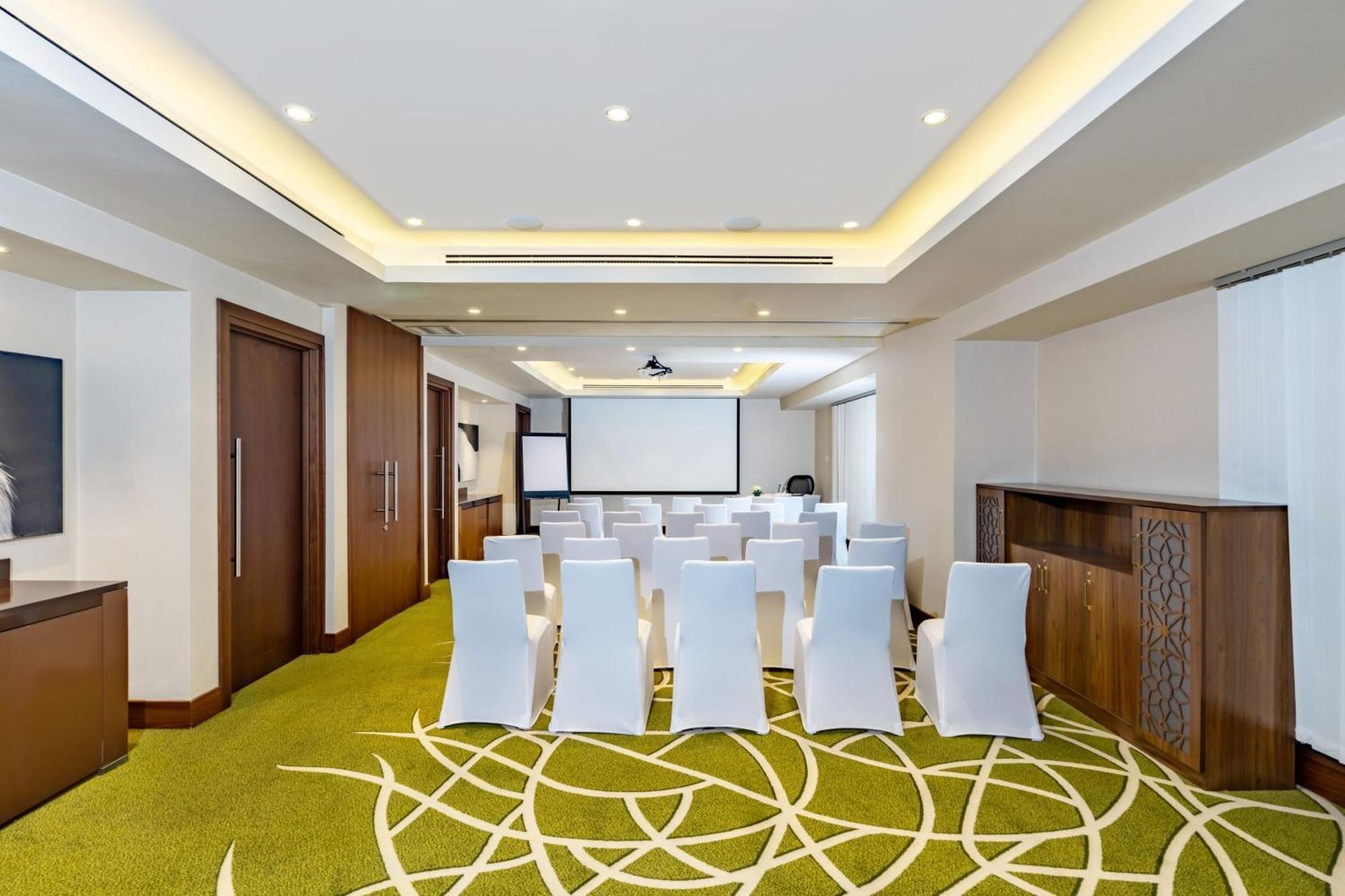 Courtyard By Marriott Riyadh Olaya Εξωτερικό φωτογραφία