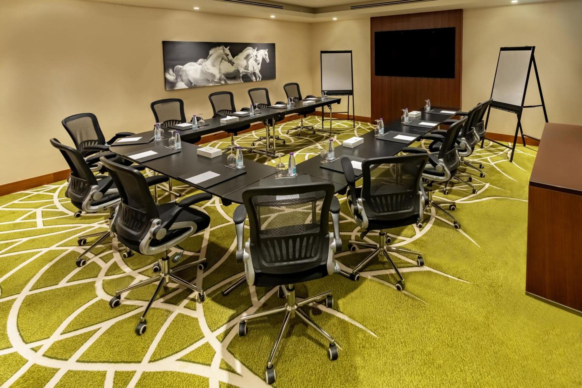 Courtyard By Marriott Riyadh Olaya Εξωτερικό φωτογραφία