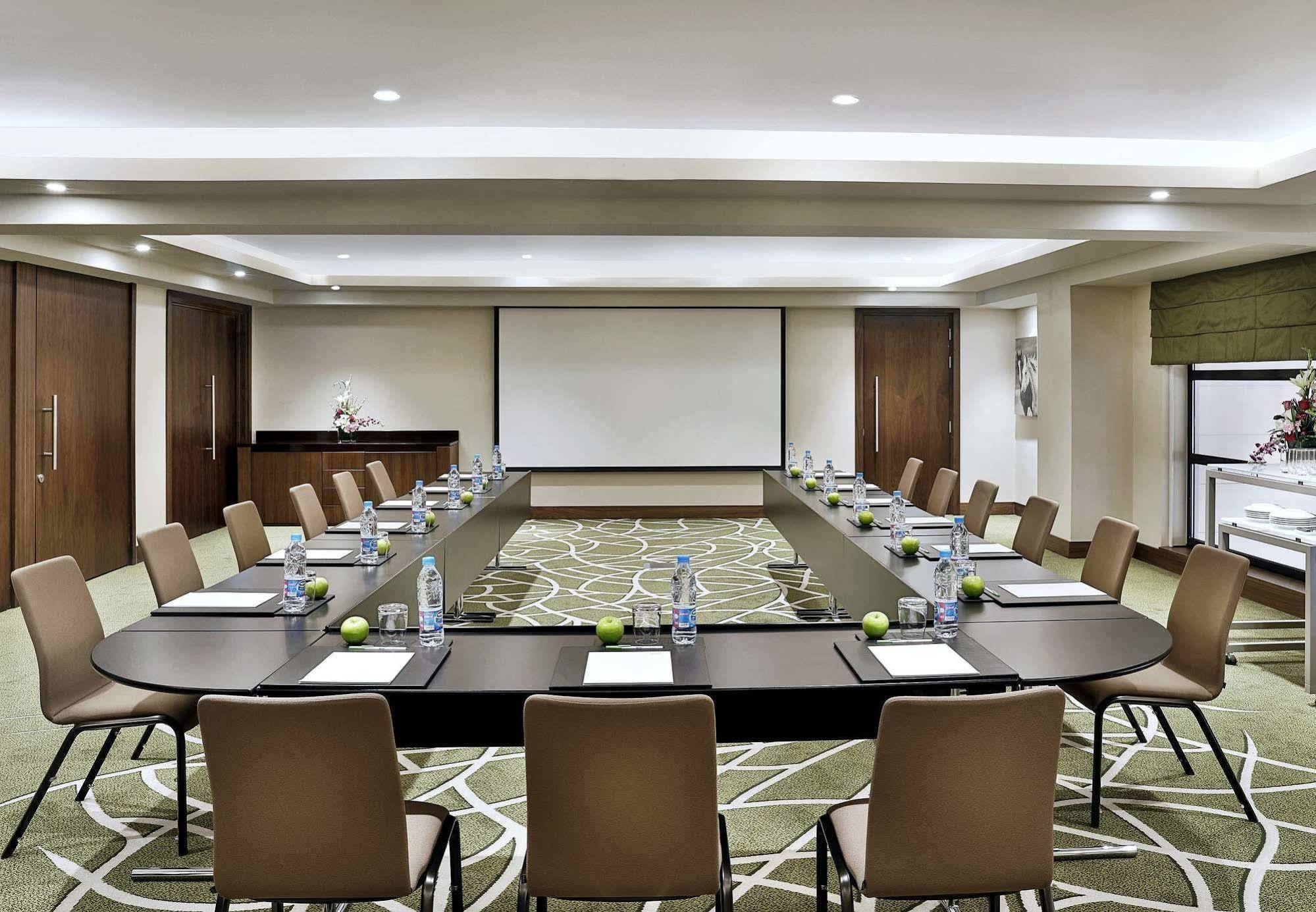 Courtyard By Marriott Riyadh Olaya Εξωτερικό φωτογραφία